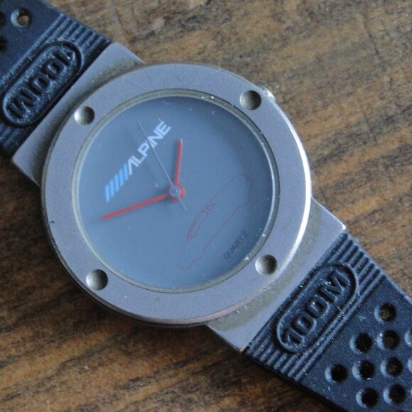 ALPINE GENUINE VINTAGE WATCH - Picture 2 of 5